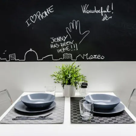 バチカン ルームズ ホリデイ ゲストハウス ローマ