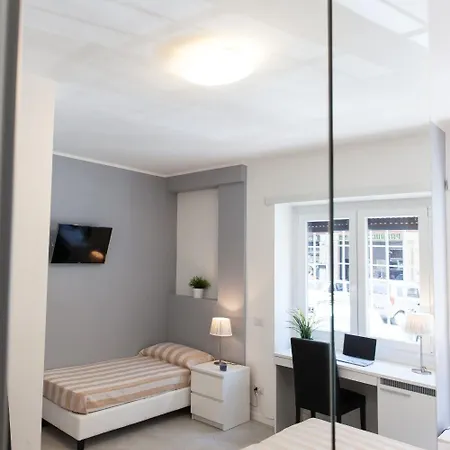 バチカン ルームズ ホリデイ 4* ローマ