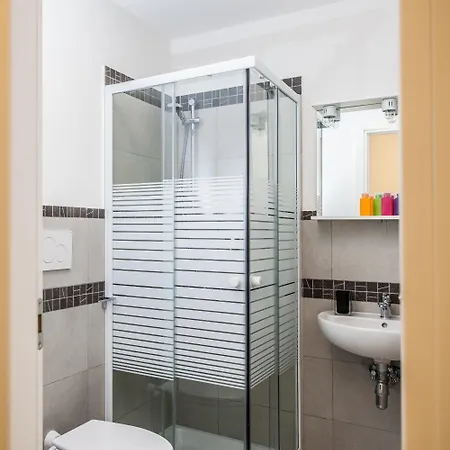 バチカン ルームズ ホリデイ ローマ